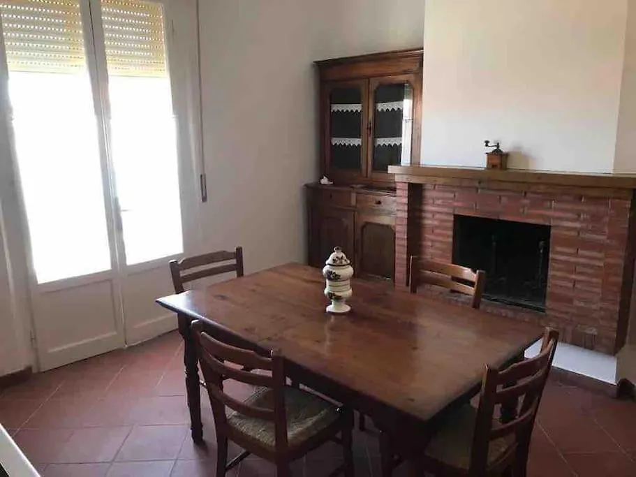 Appartamento “Palazzaccio” Cecina  İtalya